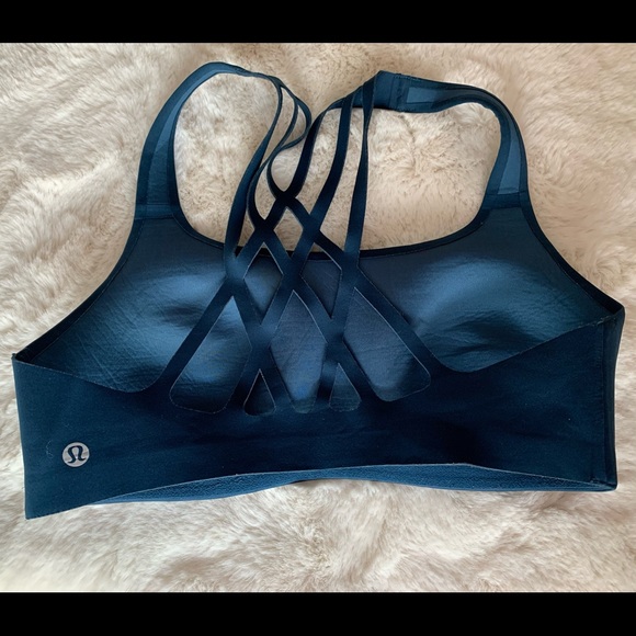 Lululemon Energy bra. Size 10 B/C. - Picture 2 of 5